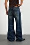Premium Bootcut Jean - 6