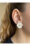 White Daisy Earrings – Women's Earrings with a Pearl Effect Flower Design