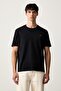 Men's Regular Fit Round Neck Flexible Breathable Cotton Metallic Logo Detailed Short Sleeve Lacive