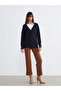 Esvab • Modern & Distinctive Slim Fit Women's Trousers - 3