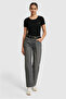 Women's Black Crew Neck Basic T-Shirt 50321809-Vr046 - 4