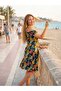 فستان نسائي صيفي ناعم منسوج من القماش بحمالات منخفضة الكتف - 3