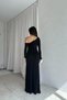 Elegant Long Dress with Single Shoulder Accessory Detail - 4
