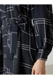Original Oval Collar Patterned Dress - 3
