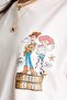 تيشيرت مرخص Toy Story بقصة Oversize وطبعة على الظهر وياقة دائرية مضلعة وأكمام قصيرة باللون الإكرو H6819AX26SM - 6