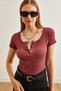 Women's Washable Burgundy Snap Fastener Camisole Blouse Blz-19000171 - 4