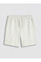شورت رجالي باللون الرمادي ذو قصة عادية وملمس ناعم - 4