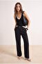 Siyah Kemerli Düşük Bel Wide Leg/Geniş Paça Dökümlü Kumaş Pantolon TWOAW26PL00068