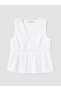 Esvab • Modern & Distinctive V Placket Lace Detailed Peplum Blouse