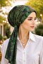 وشاح بدرجات اللون الأخضر الداكن