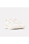 100074459 Classic Leather Sp Women's Sneaker Beige - 2