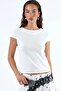 بلوزة BUSEM قطنية بأكمام قصيرة وياقة دائرية