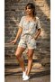 Tie-Dye Pattern Men's Tie-Neck Suit with Women's Shorts - 2