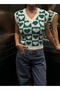 Women's V-Neck Hearted Zero Sleeve Summer Sweater - 2