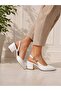 White Skin Detail Buckle Pointed Short Heeled Shoes - 2