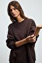 Karius women's organic cotton oversize round neck dark brown sweatshirt with fleece lining - 3