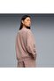 سويت شيرت نسائي واسع القطع من Wardrobe ESSENTIALS - 3