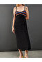 Rochie medie, Negru
