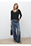 Contrast V-Neck Sweater - 2