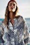 Shawl-Patterned Oversize Shirt with Tie-Up Look 5119