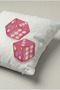 غطاء وسادة منقوش باللون الوردي 318 - تصميم Lucky Dice مقاس 45x45 سم - 3