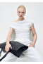 Asymmetrical Blouse Fitting the Body - 7