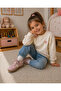 Child's shoes