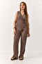 Women's Buckle Detailed Wrinkled Suit Set in Light Brown