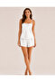 طقم زينة من 3 قطع مع شورتات من الساتان، طقم شورتات بحزام من الحرير - 4