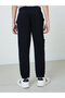 بنطلون رياضي صلب للشباب مع جيوب - 4