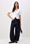 Beyaz Kısa Balon Kollu V Yaka Denim Bluz TWOSS25BZ00000