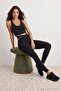 Siyah Soft Fırçalı Kumaş Cut Out Detaylı Örme Spor Tayt THMAW27TY00001 - 5
