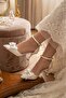Women's 7 cm Bridal Shoes with Pearl Bracelet - 2