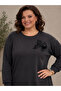 Women's Plus Size Butterfly Appliqué Oversized Sweatshirt