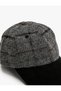 Patterned Cap Hat - Plaid Model - 3