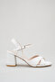 White Cross-Strapped Thick Heeled Bridal Shoes - 2