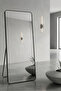 مرآة كبيرة بتصميم أنيق 155×45 سم - مرآة كاملة الطول بإطار معدني أسود وحامل خلفي - 2