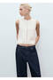 Thin knit vest with buttons