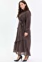 Long dress with belt detail and ruffles - 6