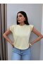 Zero Sleeve Padded Basic Tshirt