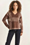 Women's Plaid Patterned Shawl Collar V-Neck Knitwear Dark Cinnamon Cream Sweater - 6
