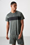 Khaki Breathable Jacquard Slim Stretchy Standard Fit Men's Performance T-Shirt - 88398 - 4