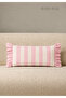 وسادة زخرفية مزدوجة الجوانب من القماش المخطط مع كشكشة وسحاب وحشوة داخلية