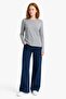 Premium viscose crew neck crop stretch knit blouse - 4
