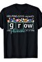 تي شيرت رجالي لطيف مطبوع عليه نمط "Helping Little Minds Grow One Phoneme At A Time Phonics" - 7