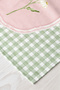 40X140Cm Digital Printed Runner with Daisy Flower Pattern on Green Gingham Background and Pink Label Inside - 4