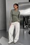 Soft Touch Finger-Loop Long Sleeve Basic Blouse St3439 - 4