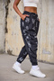 Women's Pleated Trousers with Elastic Waist and Cuffs - 3
