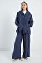 Oversized Trench Coat with Buttoned Stopper - 7