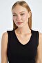 Lace V-Neck Slim Fit Blouse - 5